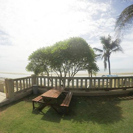 The Trust Pool & Garden Hua Hin Apartment Exterior photo